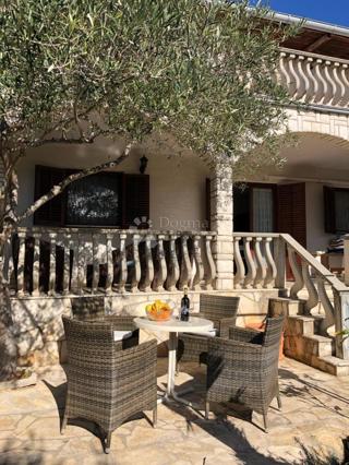 Haus - Verkauf - ZADARSKA - VIR - VIR