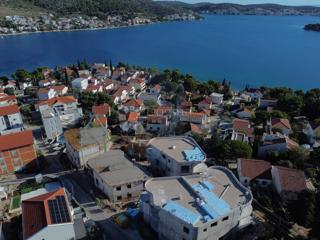 Flat - Sale - ŠIBENSKO-KNINSKA - ROGOZNICA - ROGOZNICA