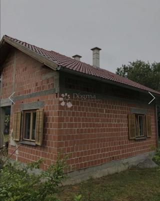 Haus - Verkauf - LIČKO-SENJSKA - GOSPIĆ - DIVOSELO