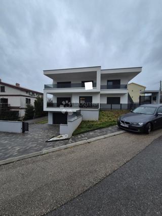 House - Sale - PRIMORSKO-GORANSKA - CRIKVENICA - CRIKVENICA