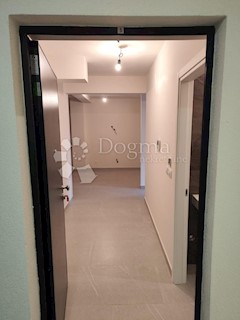 Wohnung - Verkauf - SPLITSKO-DALMATINSKA - TROGIR - TROGIR