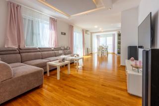 Flat - Sale - PRIMORSKO-GORANSKA - CRIKVENICA - CRIKVENICA