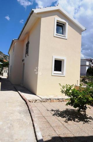 Haus - Verkauf - SPLITSKO-DALMATINSKA - SEGET - SEGET DONJI