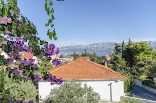 Haus - Verkauf - SPLITSKO-DALMATINSKA - BRAČ - SUPETAR