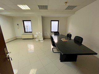 Business premises - Rent - PRIMORSKO-GORANSKA - RIJEKA - RIJEKA