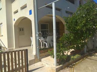 Haus - Verkauf - ZADARSKA - VIR - VIR