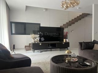 Haus - Verkauf - GRAD ZAGREB - ZAGREB - MAKSIMIR