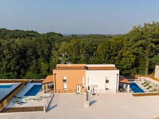 Haus - Verkauf - ISTARSKA - TINJAN - TINJAN