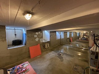 Business premises - Sale - GRAD ZAGREB - ZAGREB - DONJI GRAD