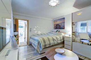 Flat - Rent - PRIMORSKO-GORANSKA - CRIKVENICA - SELCE