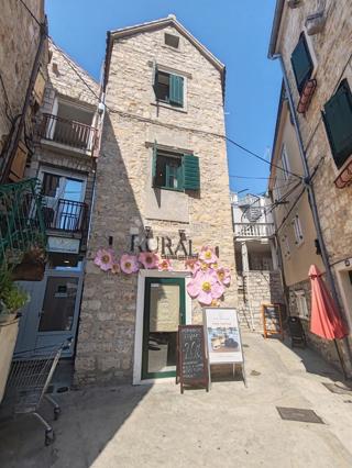 Business premises - Sale - ŠIBENSKO-KNINSKA - VODICE - VODICE