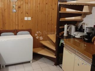 Haus - Verkauf - PRIMORSKO-GORANSKA - KRK - OMIŠALJ