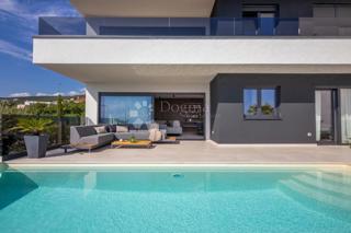 Flat - Rent - PRIMORSKO-GORANSKA - KOSTRENA - KOSTRENA