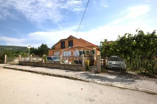 House - Sale - ŠIBENSKO-KNINSKA - KNIN - GOLUBIĆ