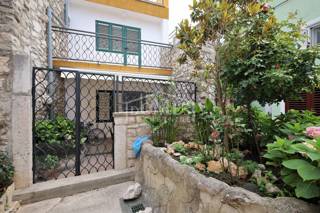 Haus - Verkauf - ŠIBENSKO-KNINSKA - TRIBUNJ - TRIBUNJ