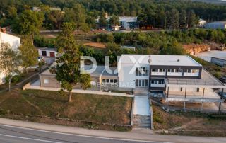 Business premises - Sale - ISTARSKA - PIĆAN - PIĆAN