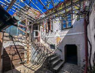 House - Sale - PRIMORSKO-GORANSKA - VINODOLSKA OPĆINA - GRIŽANE