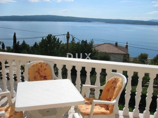 Haus - Verkauf - PRIMORSKO-GORANSKA - CRIKVENICA - DRAMALJ