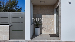 Haus - Verkauf - PRIMORSKO-GORANSKA - KRK - MALINSKA