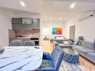 Wohnung - Verkauf - PRIMORSKO-GORANSKA - OPATIJA - OPATIJA