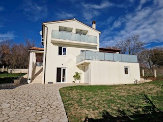 Haus - Verkauf - ISTARSKA - SVETVINČENAT - SVETVINČENAT