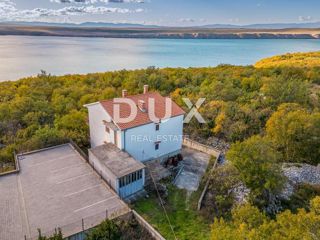 Haus - Verkauf - PRIMORSKO-GORANSKA - CRIKVENICA - JADRANOVO
