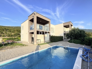 Flat - Sale - PRIMORSKO-GORANSKA - NOVI VINODOLSKI - NOVI VINODOLSKI