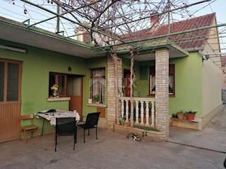 Haus - Verkauf - ISTARSKA - FAŽANA - FAŽANA