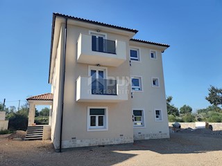 Haus - Verkauf - PRIMORSKO-GORANSKA - KRK - MALINSKA