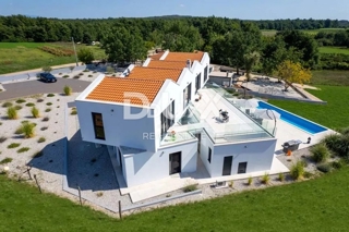 Haus - Verkauf - ISTARSKA - VIŠNJAN - VIŠNJAN