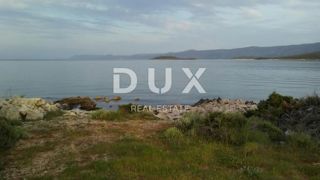 Grundstück - Verkauf - SPLITSKO-DALMATINSKA - STARI GRAD - VRBANJ