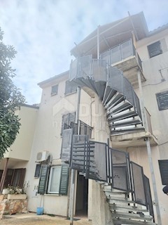 Haus - Verkauf - ISTARSKA - MEDULIN - PREMANTURA