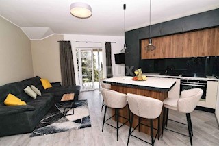 Wohnung - Miete - PRIMORSKO-GORANSKA - OPATIJA - OPATIJA