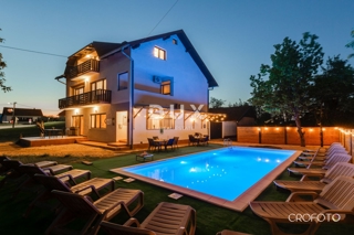 House - Sale - LIČKO-SENJSKA - PLITVIČKA JEZERA - SMOLJANAC