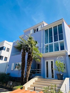 Haus - Verkauf - ISTARSKA - ROVINJ - ROVINJ