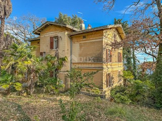 Haus - Verkauf - PRIMORSKO-GORANSKA - OPATIJA - OPATIJA