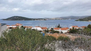 Zemljište - Prodaja - ŠIBENSKO-KNINSKA - ROGOZNICA - RAŽANJ