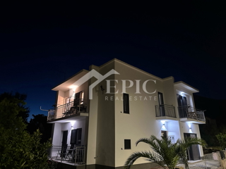 Haus - Verkauf - ZADARSKA - STARIGRAD - STARIGRAD