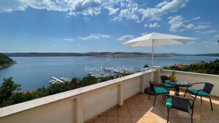 Flat - Sale - PRIMORSKO-GORANSKA - CRIKVENICA - JADRANOVO