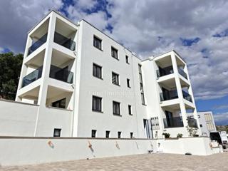 Flat - Sale - ŠIBENSKO-KNINSKA - ROGOZNICA - ROGOZNICA