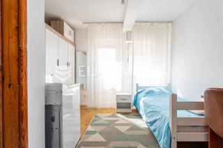 Wohnung - Miete - SPLITSKO-DALMATINSKA - SPLIT - FIRULE