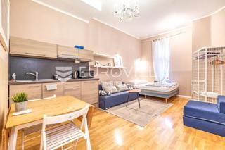 Poslovni prostor - Najam - GRAD ZAGREB - ZAGREB - DONJI GRAD