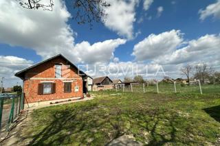 Kuća - Prodaja - VUKOVARSKO-SRIJEMSKA - TOMPOJEVCI - TOMPOJEVCI