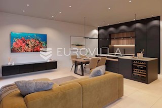 Wohnung - Verkauf - ISTARSKA - ROVINJ - ROVINJ