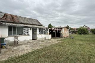 Haus - Verkauf - OSJEČKO-BARANJSKA - DARDA - MECE