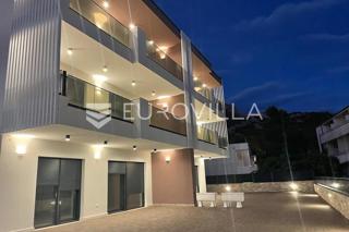 Kuća - Prodaja - SPLITSKO-DALMATINSKA - BAŠKA VODA - PROMAJNA