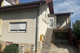 Haus - Verkauf - POŽEŠKO-SLAVONSKA - POŽEGA - POŽEGA