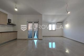 Stan - Prodaja - ISTARSKA - LIŽNJAN - ŠIŠAN