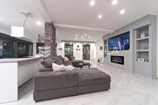 Kuća - Prodaja - OSJEČKO-BARANJSKA - VALPOVO - VALPOVO