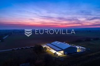 Poslovni prostor - Prodaja - OSJEČKO-BARANJSKA - KNEŽEVI VINOGRADI - ZMAJEVAC